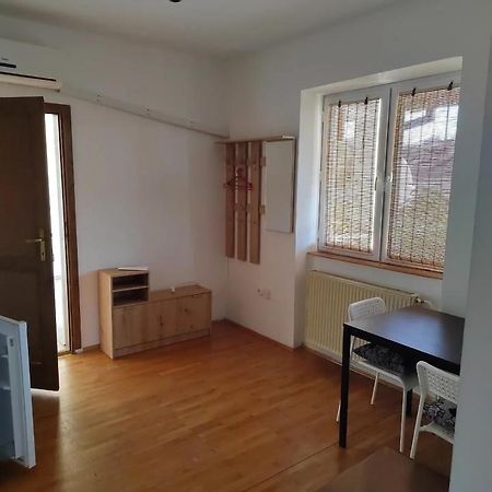 Apartmani Jela ซอมโบร์ ภายนอก รูปภาพ